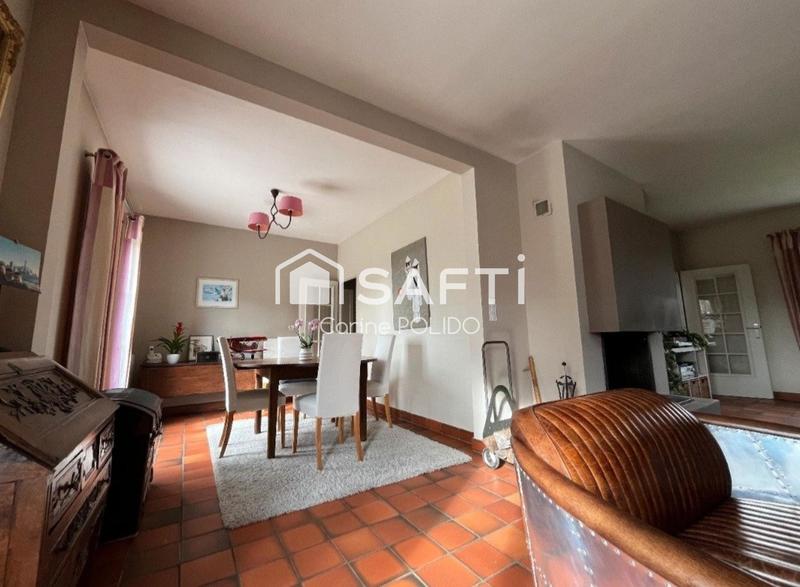Maison - 177 m² - 8 pièces