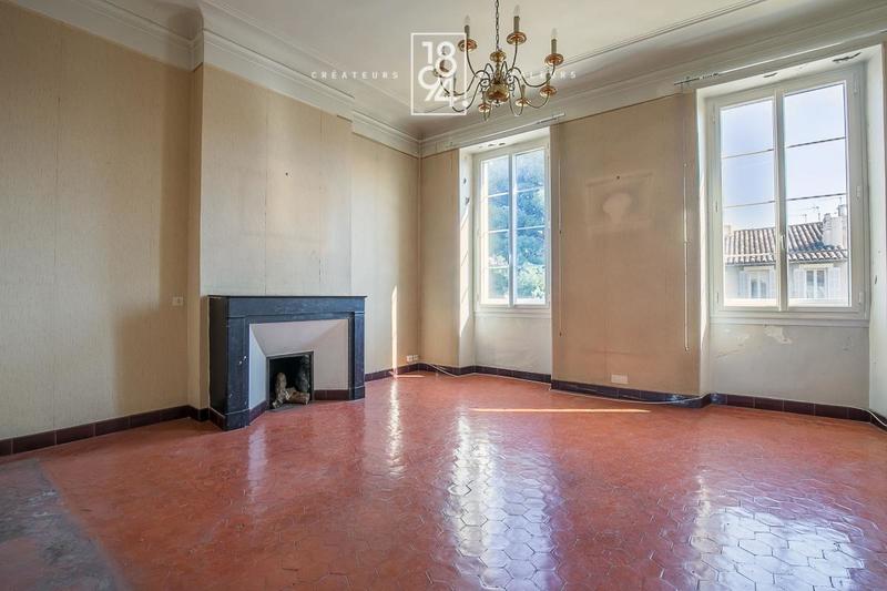 Appartement - 94 m² - 4 pièces