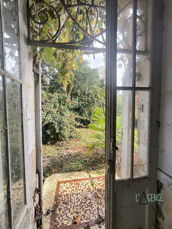 Maison - 210 m² - 6 pièces