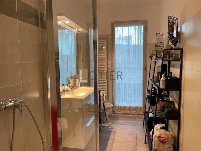 Appartement - 93 m² - 3 pièces