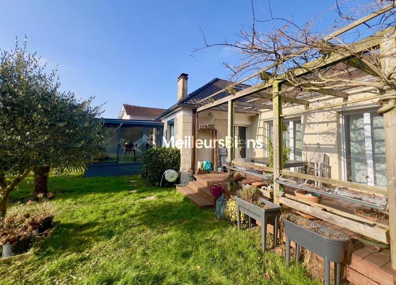 Maison - 130 m² - 8 pièces