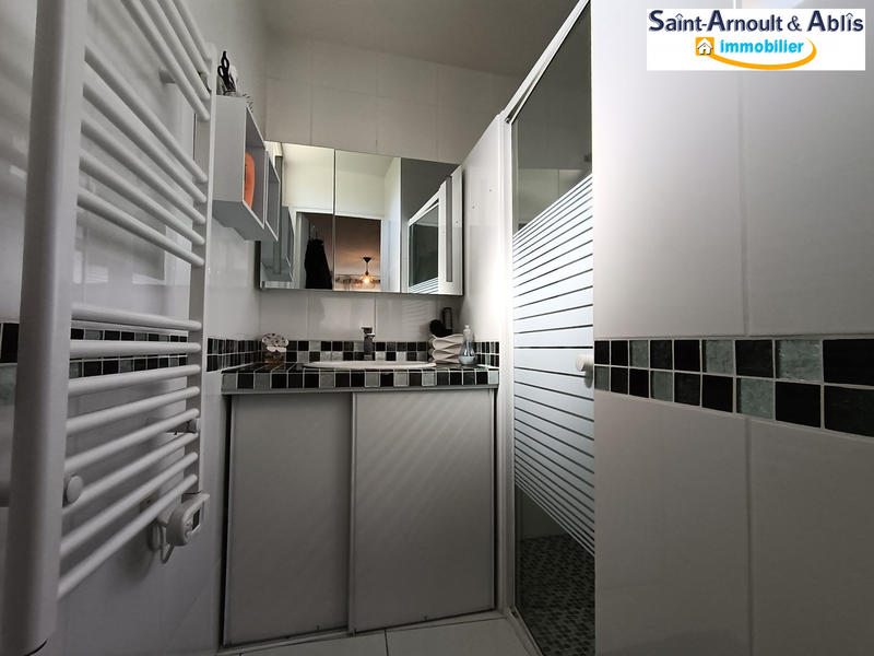 Maison - 96 m² - 5 pièces