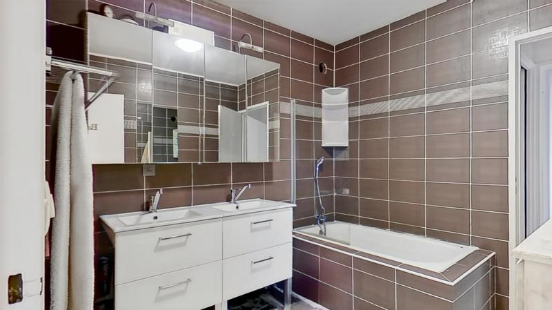 Appartement - 111 m² - 5 pièces