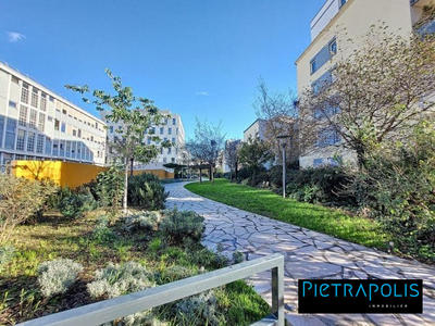 Appartement - 125 m² - 4 pièces