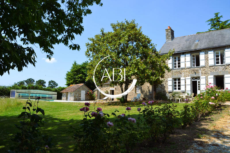 Maison ancienne - 230 m² - 9 pièces