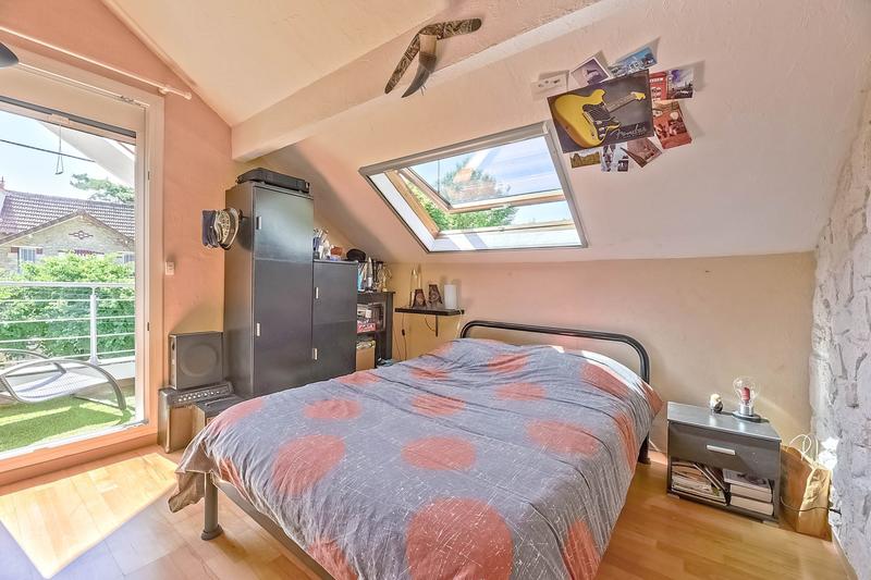 Maison - 104 m² - 6 pièces