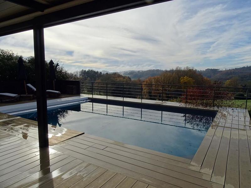 Maison - 243 m² - 8 pièces