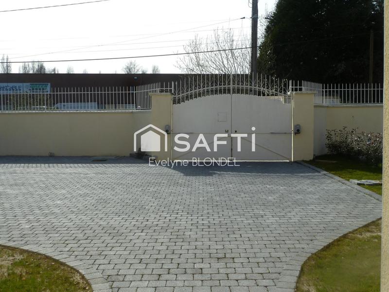 Maison - 141 m² - 6 pièces