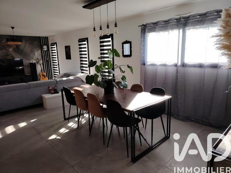 Maison - 145 m² - 5 pièces