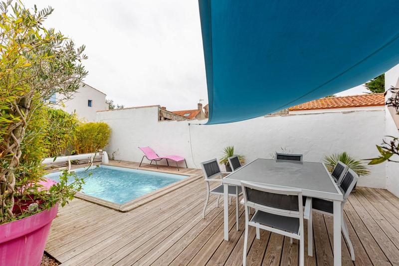 Maison - 137 m² - 6 pièces