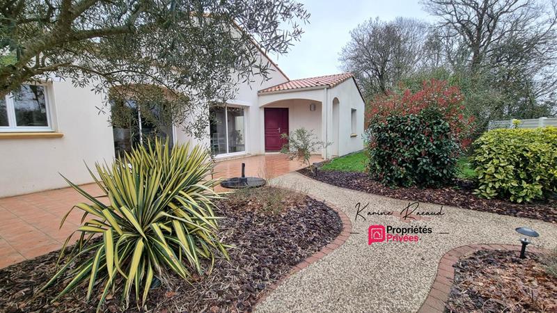 Maison - 185 m² - 8 pièces