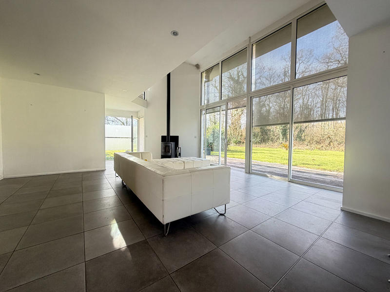 Maison - 170 m² - 6 pièces