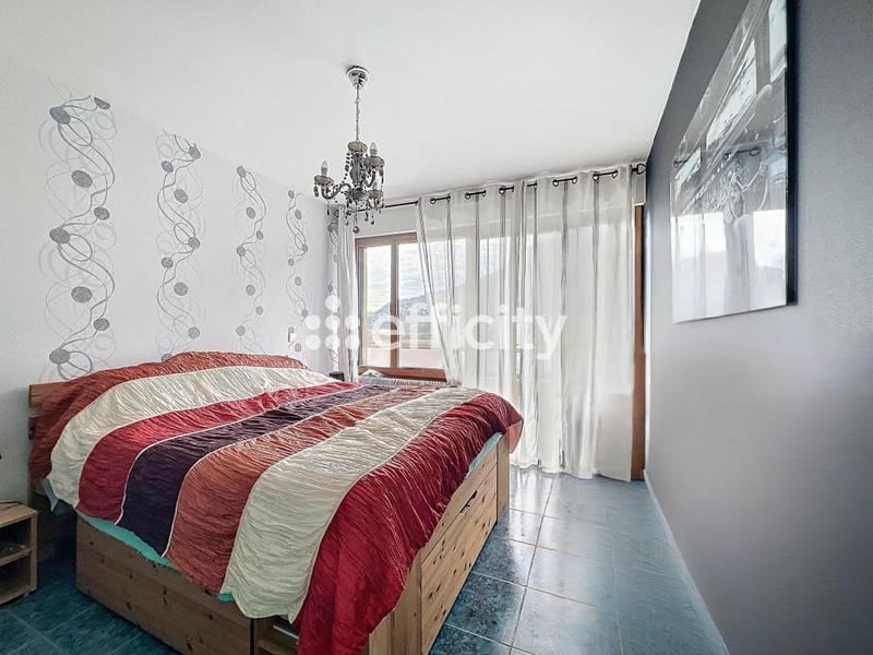 Appartement - 162 m² - 4 pièces