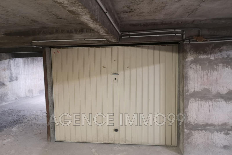 Parking / Garage - 13 m²