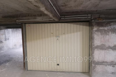 Parking / Garage - 13 m²