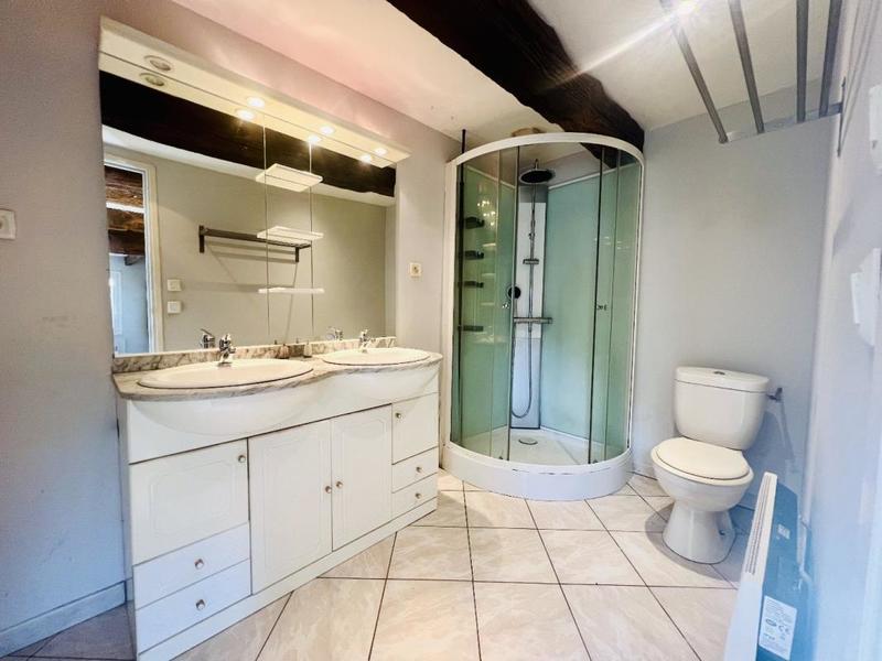 Maison en pierre - 81 m² - 4 pièces