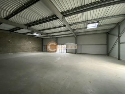 Local commercial - 310 m²