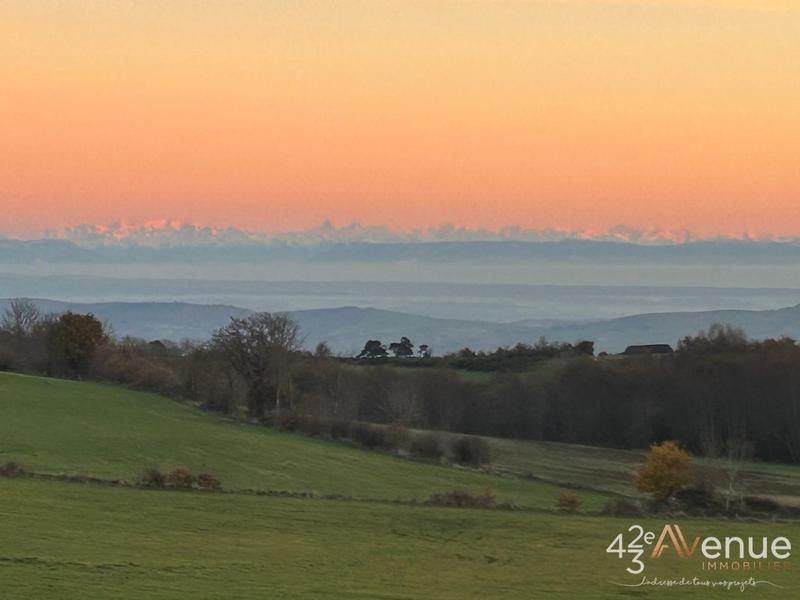 Maison - 375 m² - 10 pièces