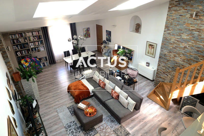 Appartement - 138 m² - 4 pièces