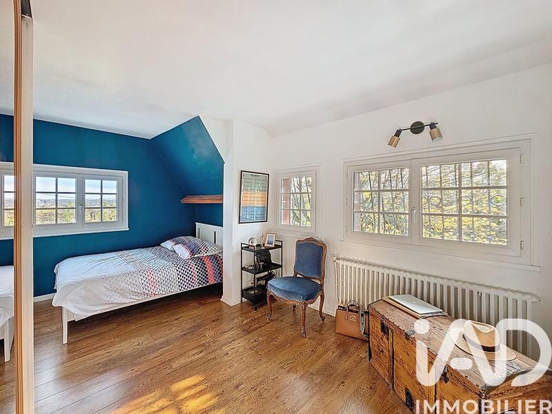 Maison - 185 m² - 7 pièces