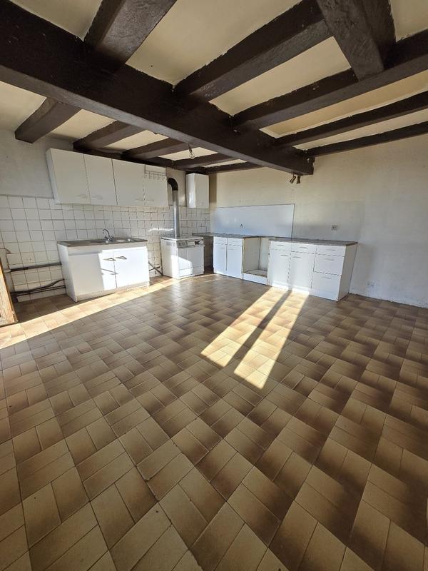 Maison - 90 m² - 3 pièces