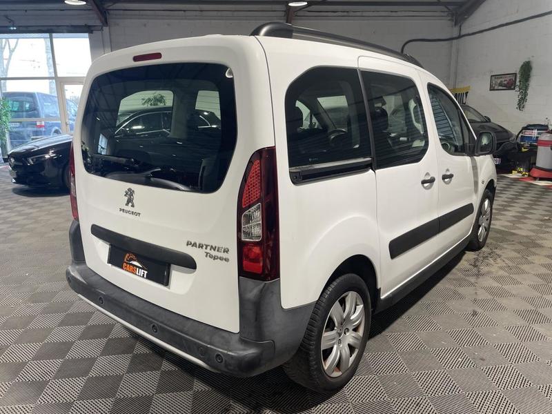 Peugeot Partner Tepee Phase 2 (II) 1.6 Blue Hdi 100ch -Camera de Recul-Carplay-Garantie 6 Mois-