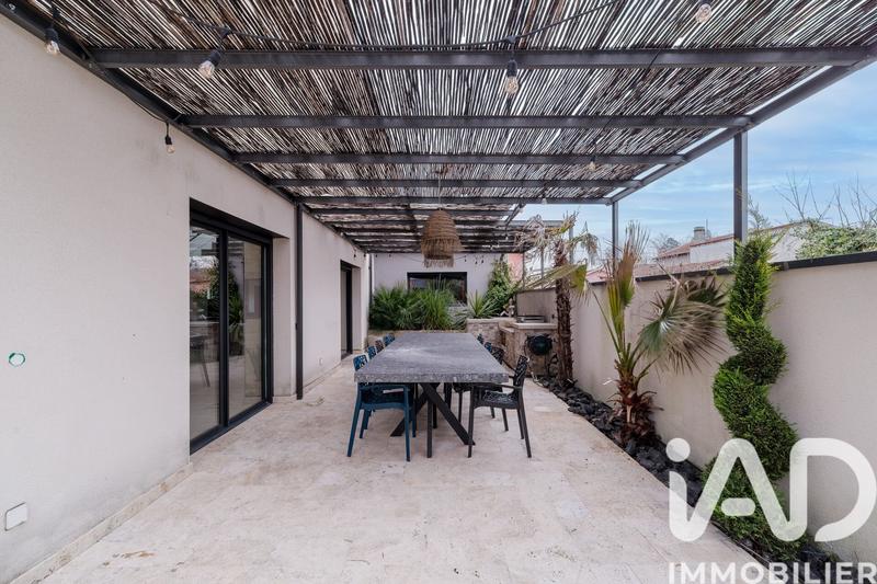 Maison - 193 m² - 5 pièces