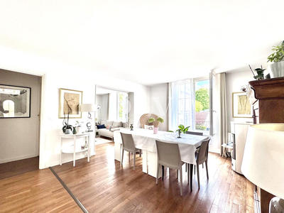 Appartement - 90 m² - 2 pièces