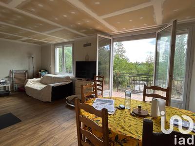 Maison - 90 m² - 5 pièces