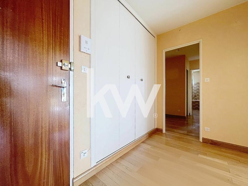 Appartement - 93 m² - 4 pièces