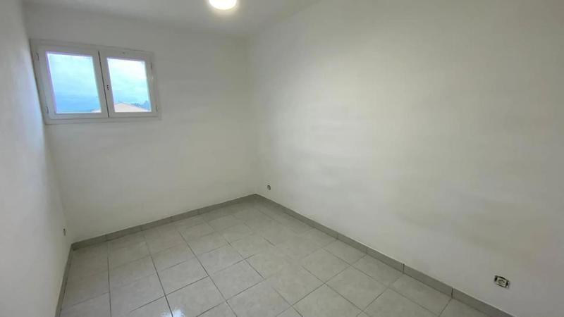 Maison - 190 m² - 8 pièces