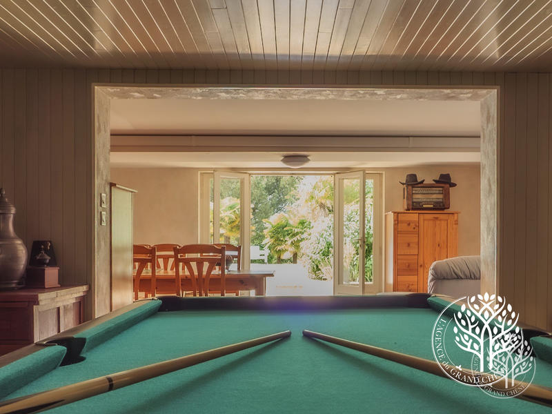 Maison ancienne - 260 m² - 10 pièces