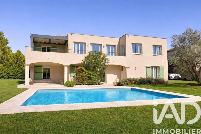 Maison - 168 m² - 6 pièces