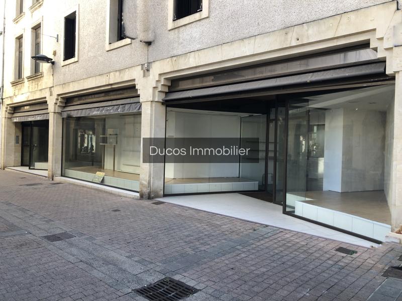 Local commercial - 305 m² - 3 pièces