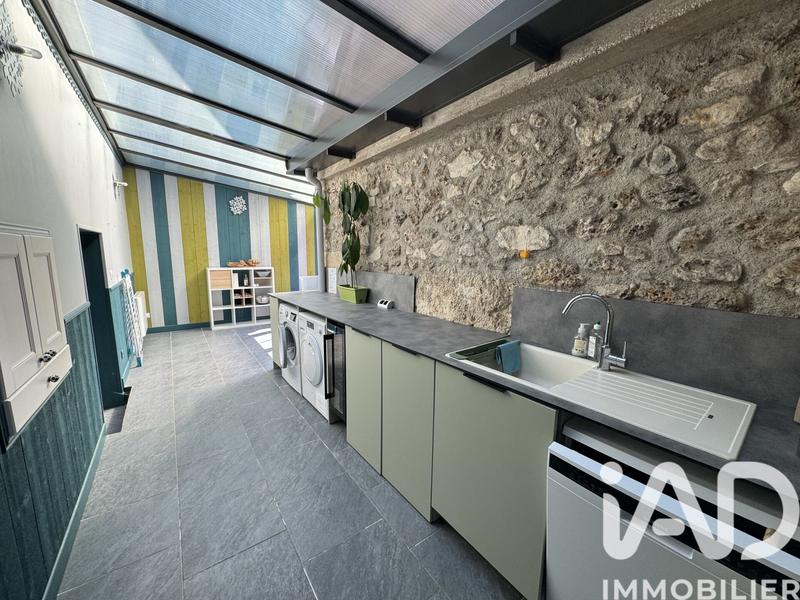 Maison - 315 m² - 8 pièces