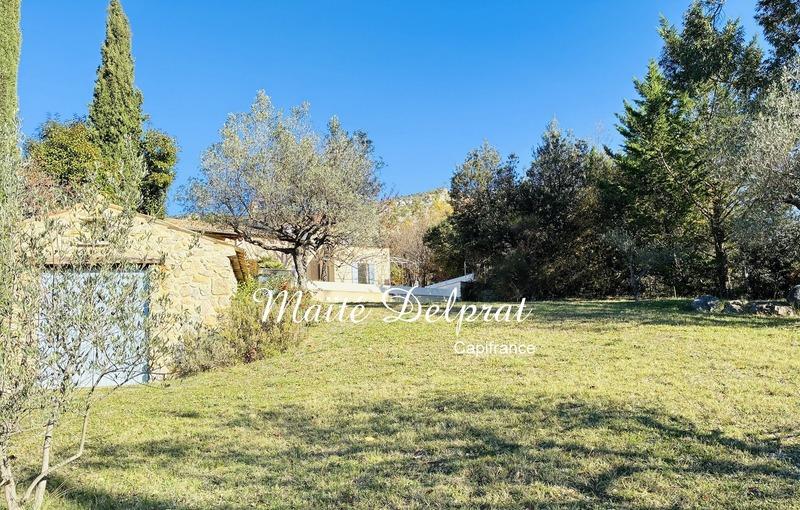 Propriété - 220 m² - 7 pièces