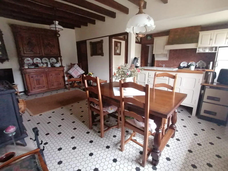 Maison traditionnelle - 98 m² - 3 pièces