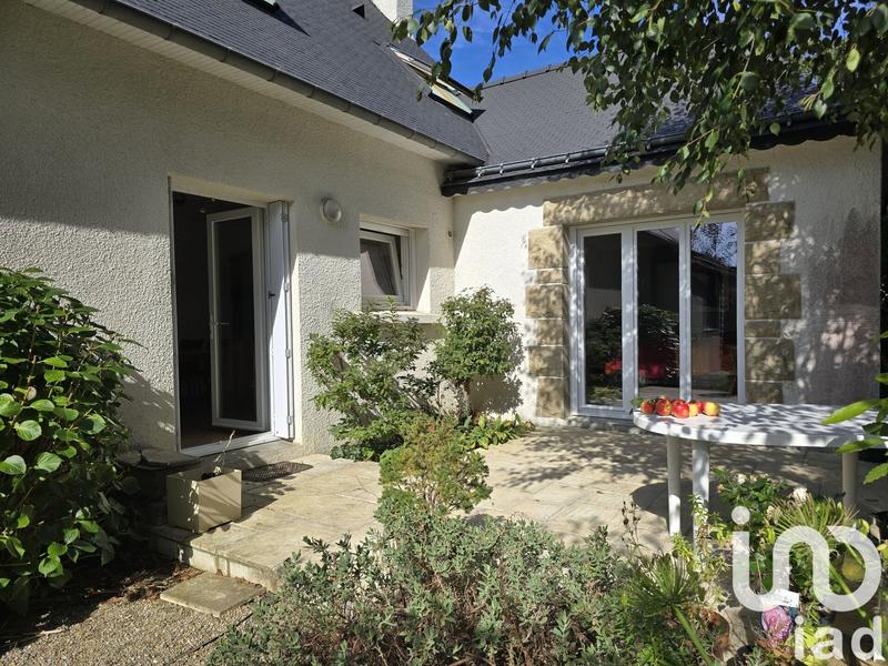 Maison - 180 m² - 7 pièces