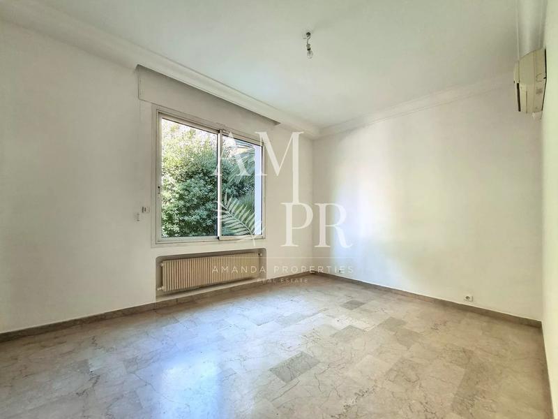 Villa - 200 m² - 6 pièces