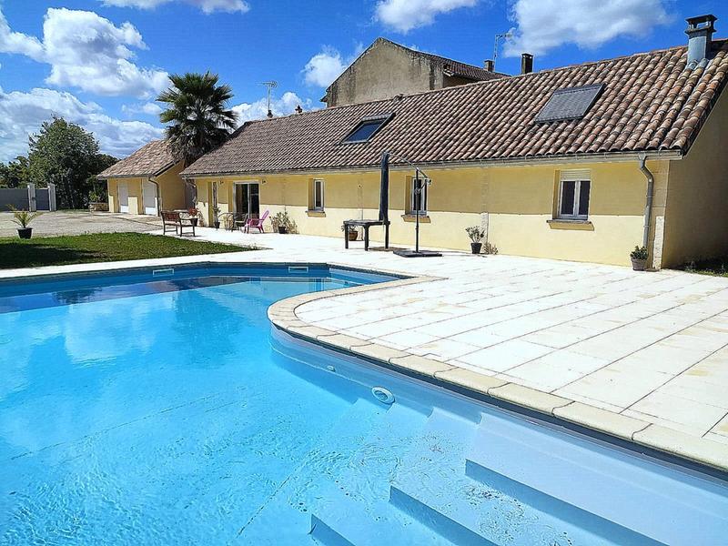 Maison - 115 m² - 5 pièces