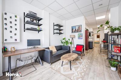 Local commercial - 48 m² - 2 pièces