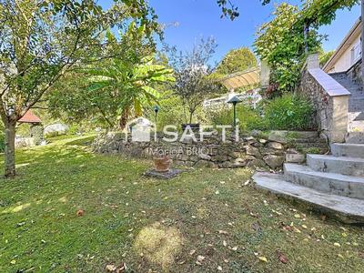 Maison - 122 m² - 6 pièces