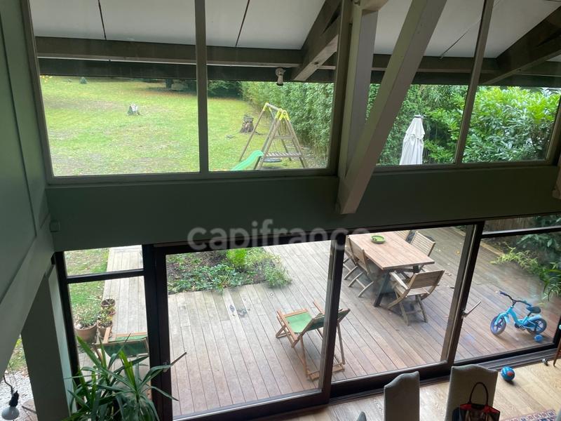 Propriété - 233 m² - 7 pièces