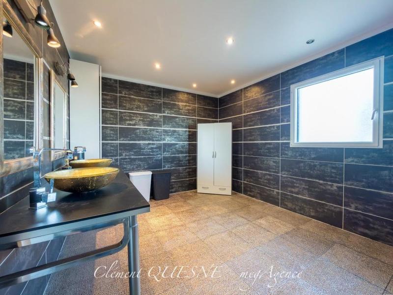 Maison - 142 m² - 6 pièces