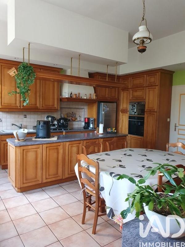 Maison de village - 316 m² - 8 pièces