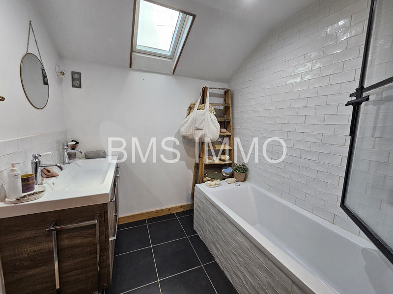 Maison - 92 m² - 3 pièces