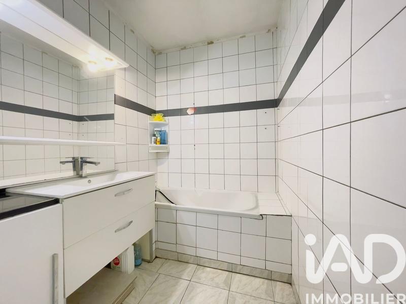Appartement - 80 m² - 4 pièces