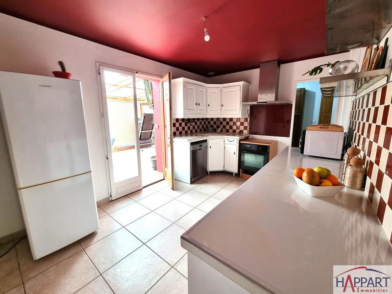 Maison - 180 m² - 7 pièces