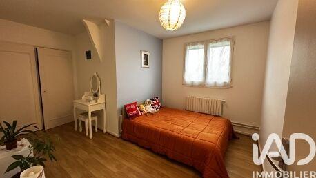 Maison de village - 141 m² - 8 pièces