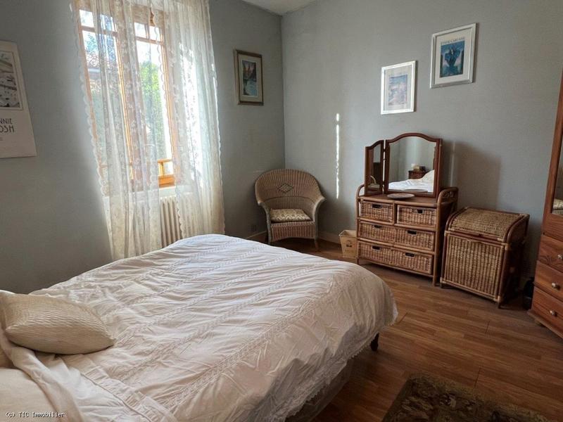 Maison ancienne - 199 m² - 7 pièces